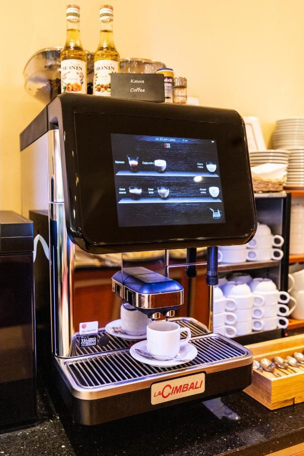Qubus Hotel Glogow エクステリア 写真
